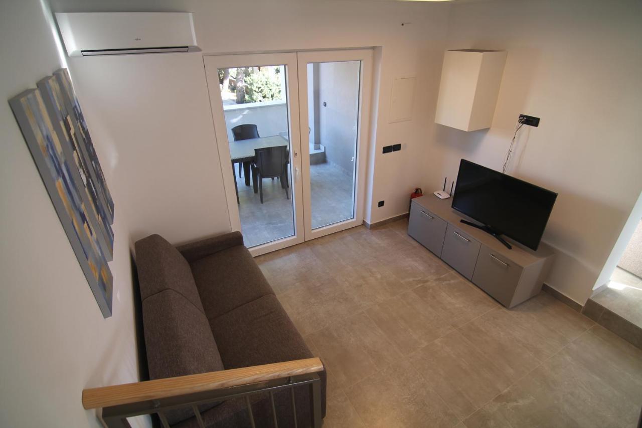 Seahouse 114 Aparthotel Mali Lošinj Екстериор снимка