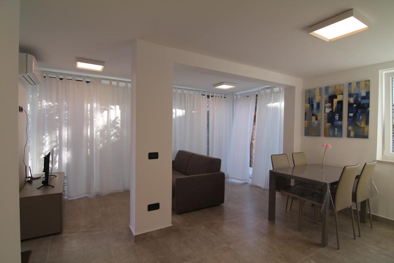 Seahouse 114 Aparthotel Mali Lošinj Екстериор снимка