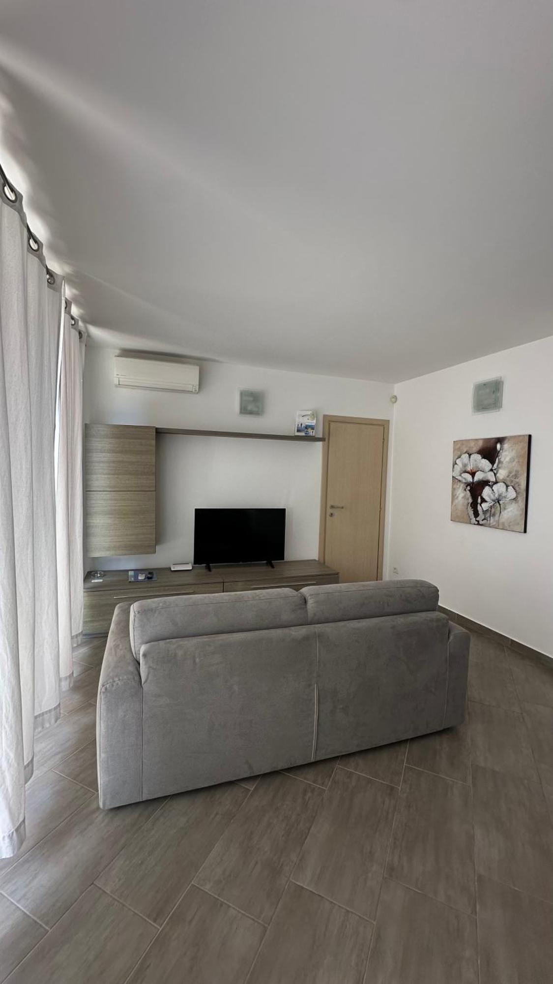 Seahouse 114 Aparthotel Mali Lošinj Екстериор снимка